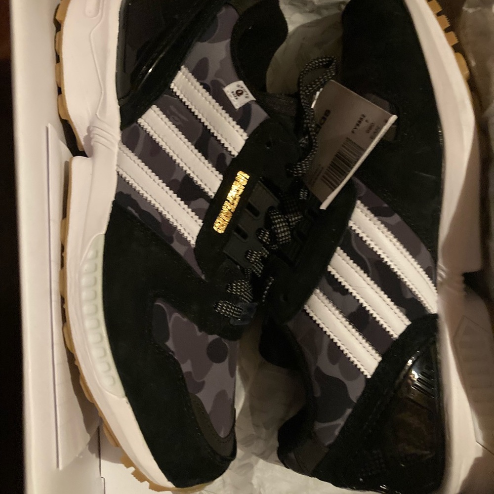 7.5 bape adidas undefeated